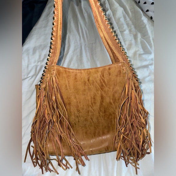 Big Buddha Fringe Hobo - Picture 4 of 11